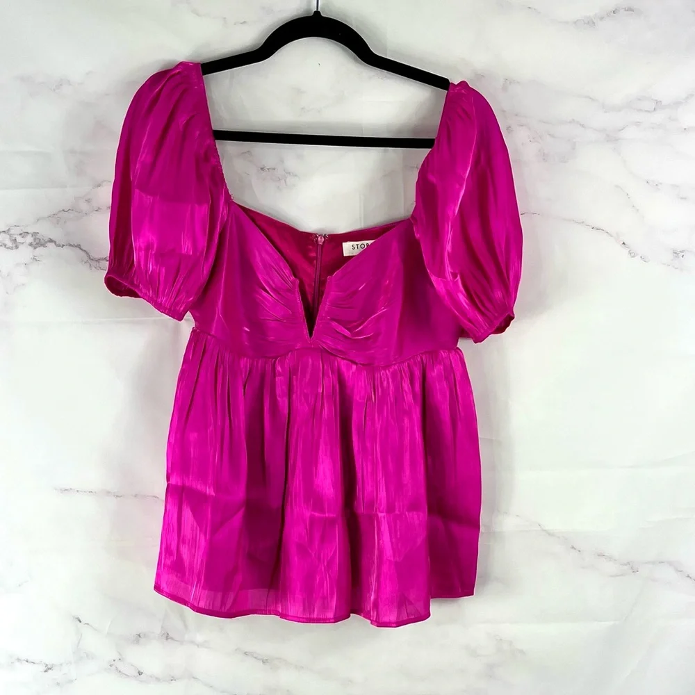 NEW WITH TAGS STORIA Magenta Top